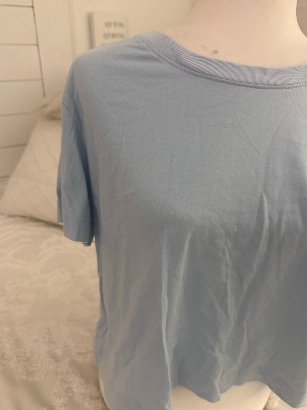 PINK Victoria's Secret Light Blue Short Sleeve Crewneck Tee - Picture 4 of 10